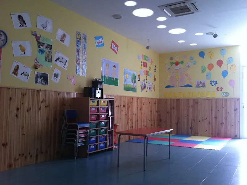 Escuela Infantil Bilingüe Simón Verde 2 - Palomares del Rio
