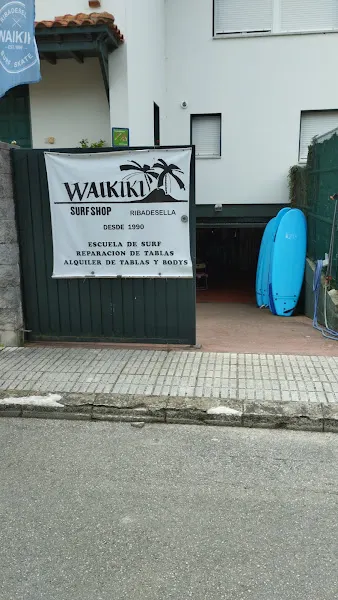 Escuela de Surf Waikiki - Ribadesella