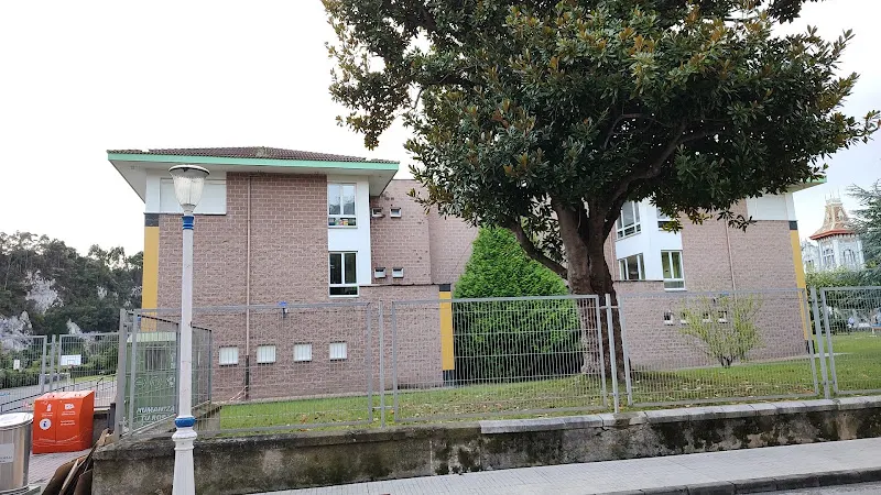 IES Avelina Cerra - Ribadesella
