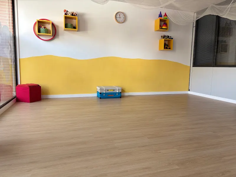 JUST FOR FUN - Centro educativo en Santa Coloma de Gramenet - foto 2