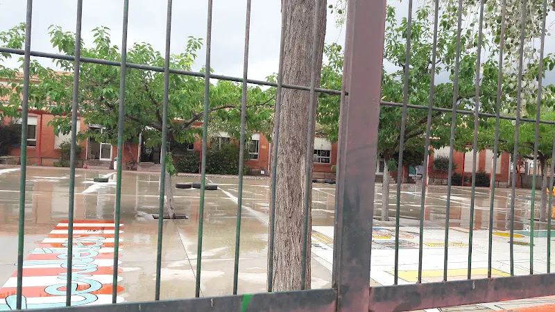 Escola Infantil de Primer Cicle Pequelar - Colegio público en Betxi - foto 3