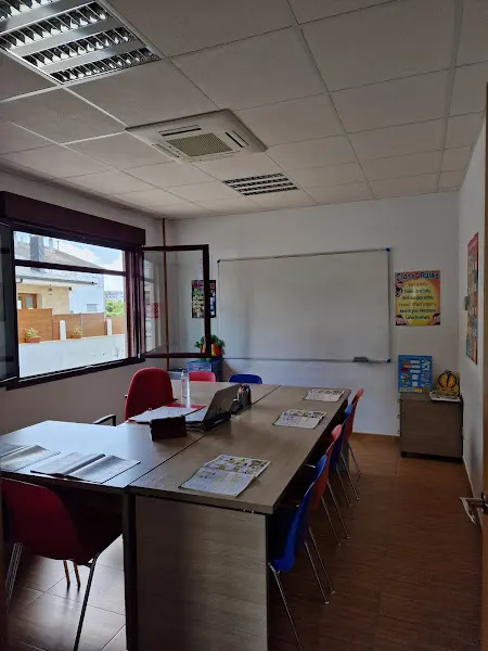The Welcome Centre (TWC) - Centro educativo en Guitiriz - foto 2