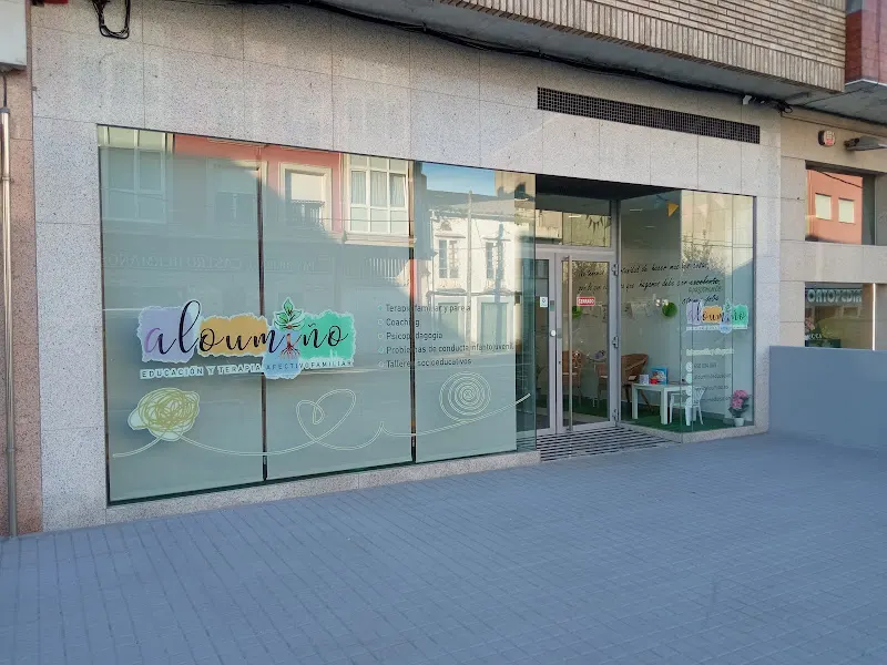 Aloumiño Educación. - Centro educativo en Neda - foto 2