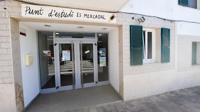 Punt d'Informació Juvenil i Casal de Joves des Mercadal - Es Mercadal