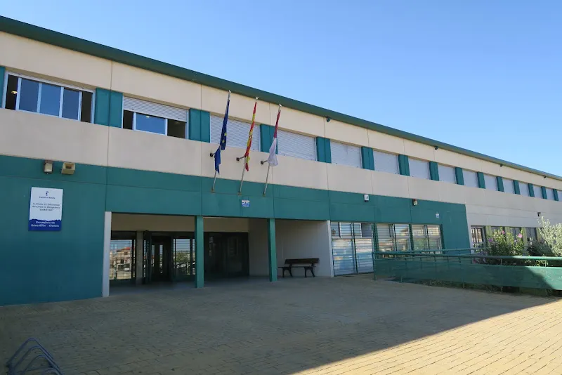 Nuevo Instituto de secundaria (En construcción) - Instituto de secundaria en Ugena - foto 3