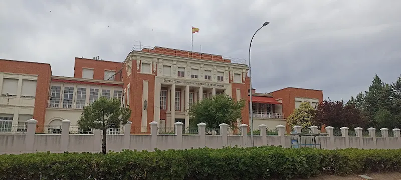 Escuela Técnica Superior de Ingenieros de Armas Navales