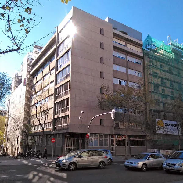 Residencia de Opositores San Alberto Magno - Centro educativo en Madrid - foto 3