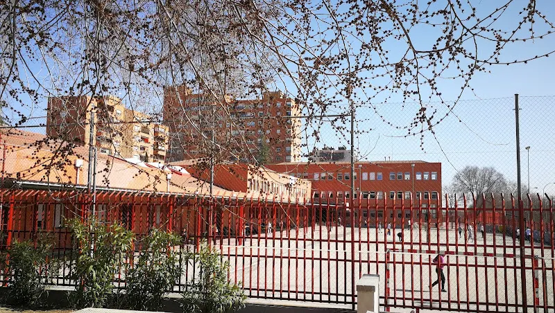 IES Gabriel García Márquez - Instituto de secundaria en Madrid - foto 2